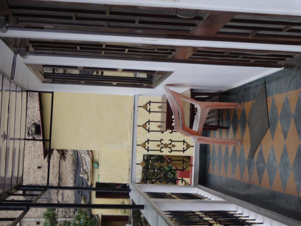 Hotel Ratan Ντεχραντούν Εξωτερικό φωτογραφία