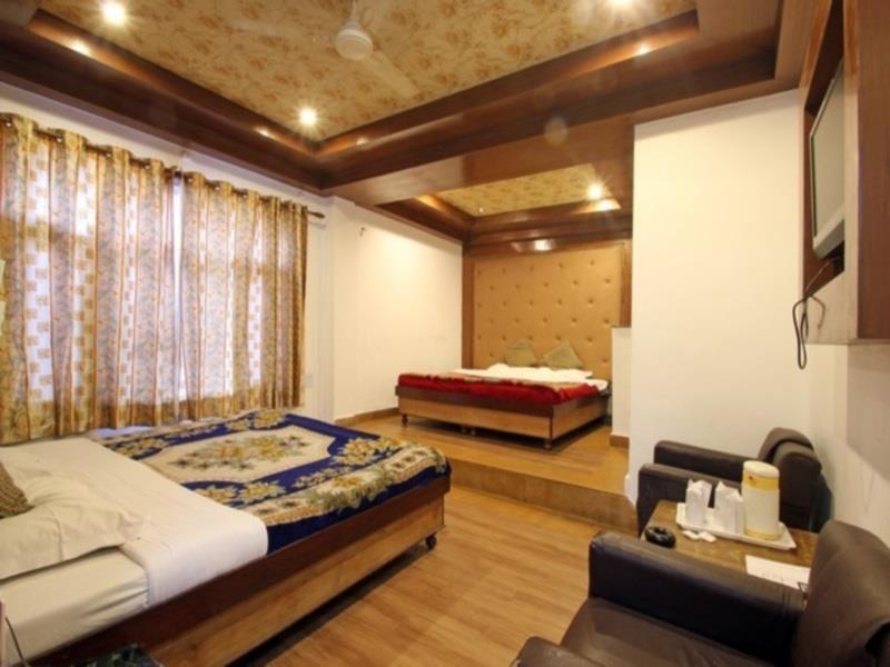 Hotel Ratan Ντεχραντούν Εξωτερικό φωτογραφία